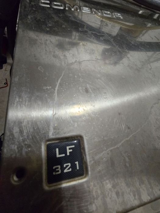 Професионална миялна машина