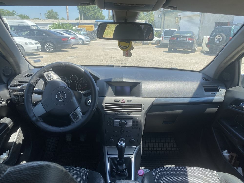 Opel Astra H 2004