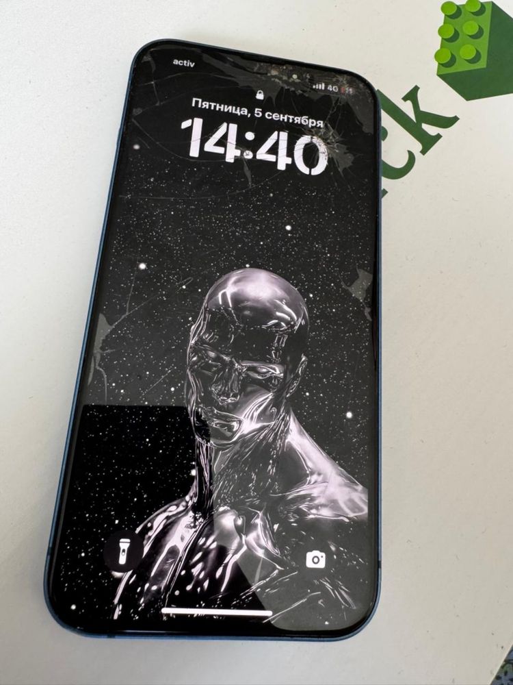 продам айфон 13