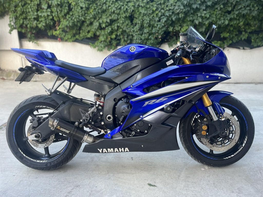 Продавам Yamaha R6