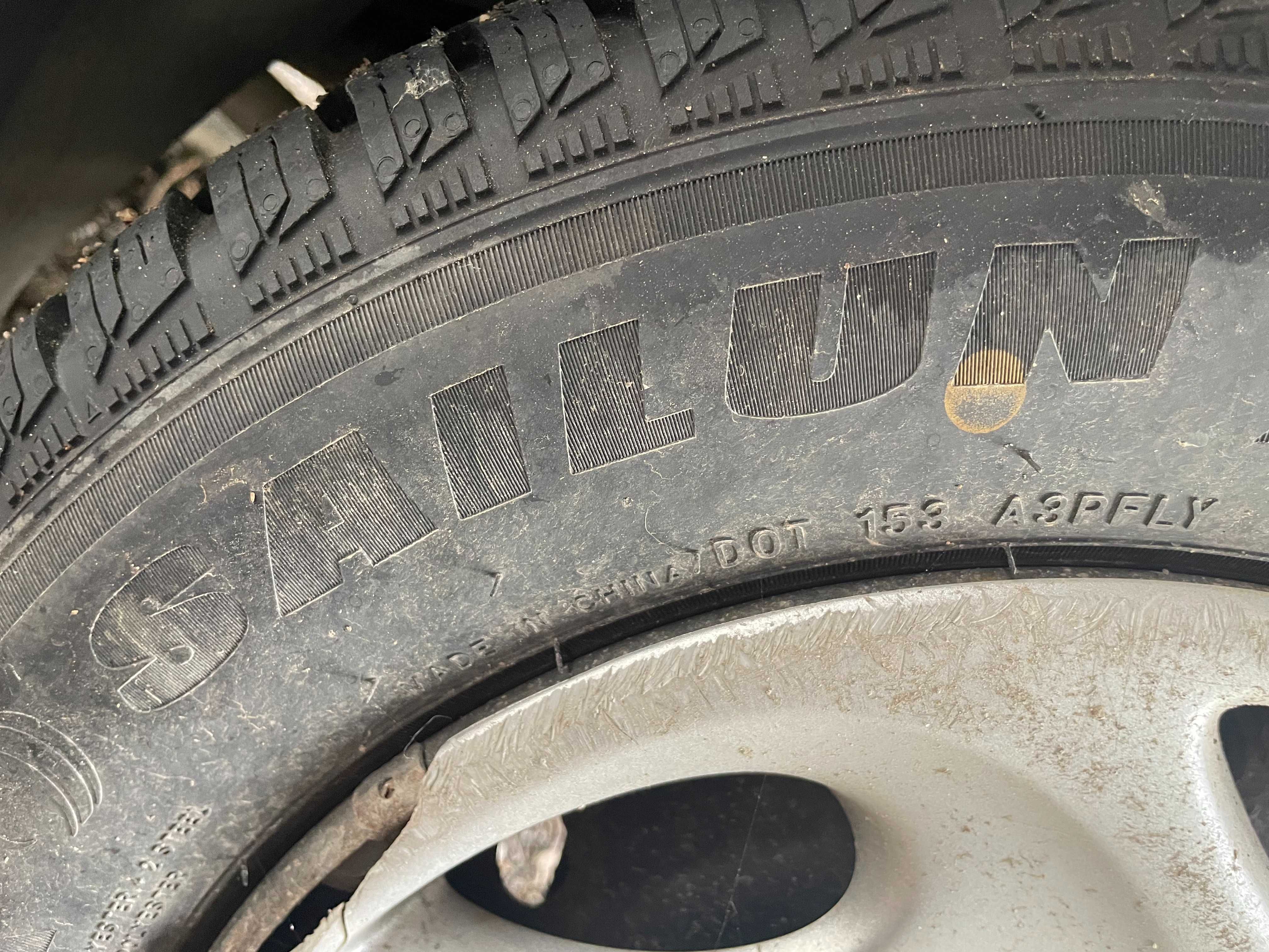 Джанти с гуми SAILUN 165/70/R13 за пежо 206