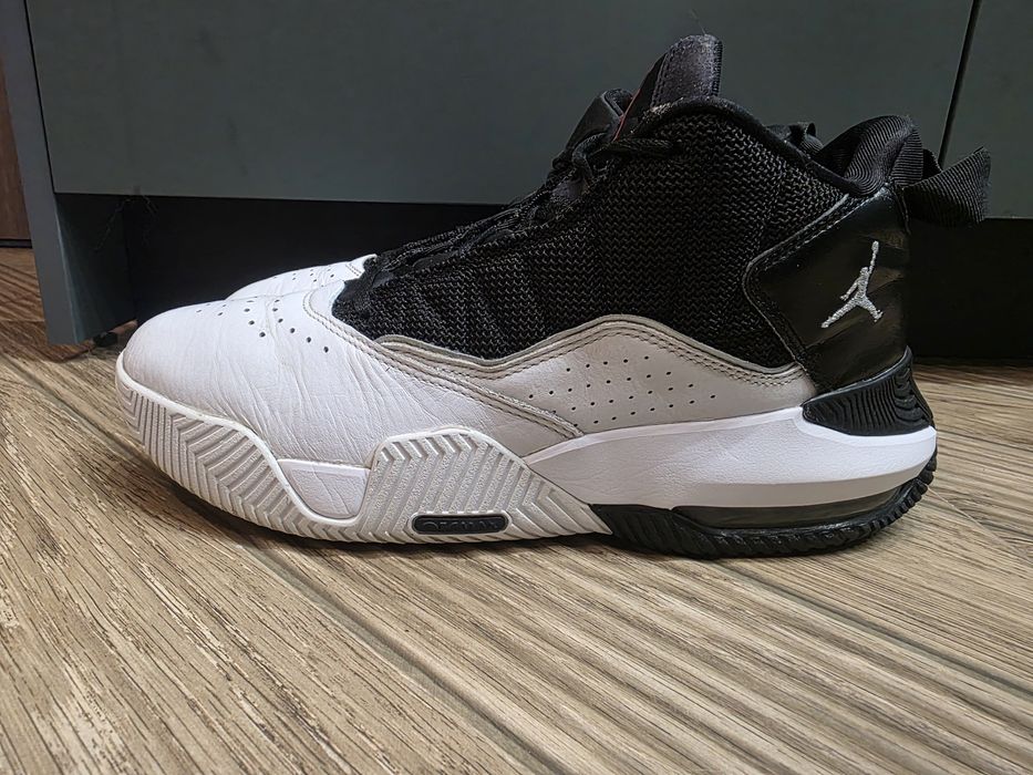 Мъжки маратонки JORDAN AIR Max Резервирани  !