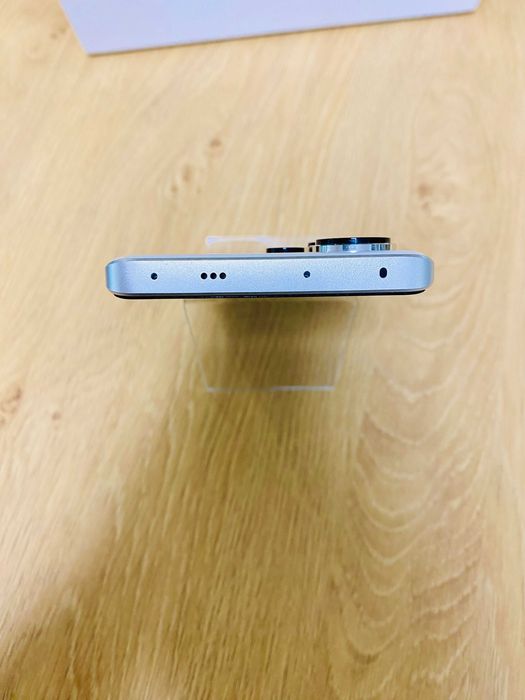 НОВ !!! Xiaomi Redmi Note 13 Pro+, 12GB RAM, 512GB, 5G, White