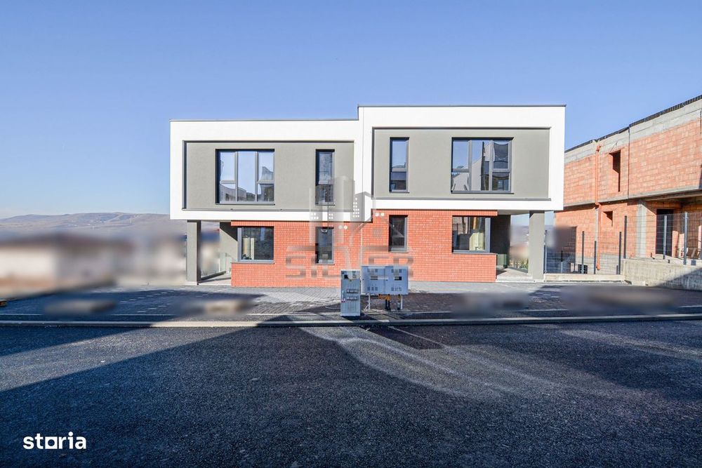 Casa de tip Duplex cu demisol si terasa