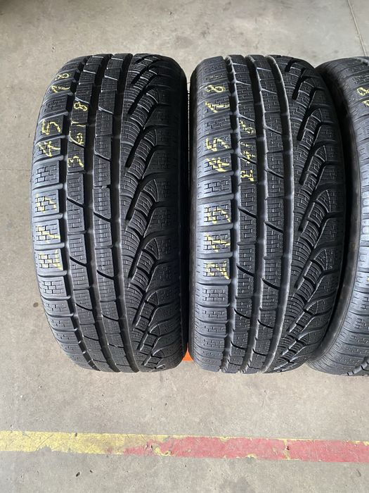 Anvelope iarna 215/45/18 Pirelli Sottozero 2 215 45 18 R18