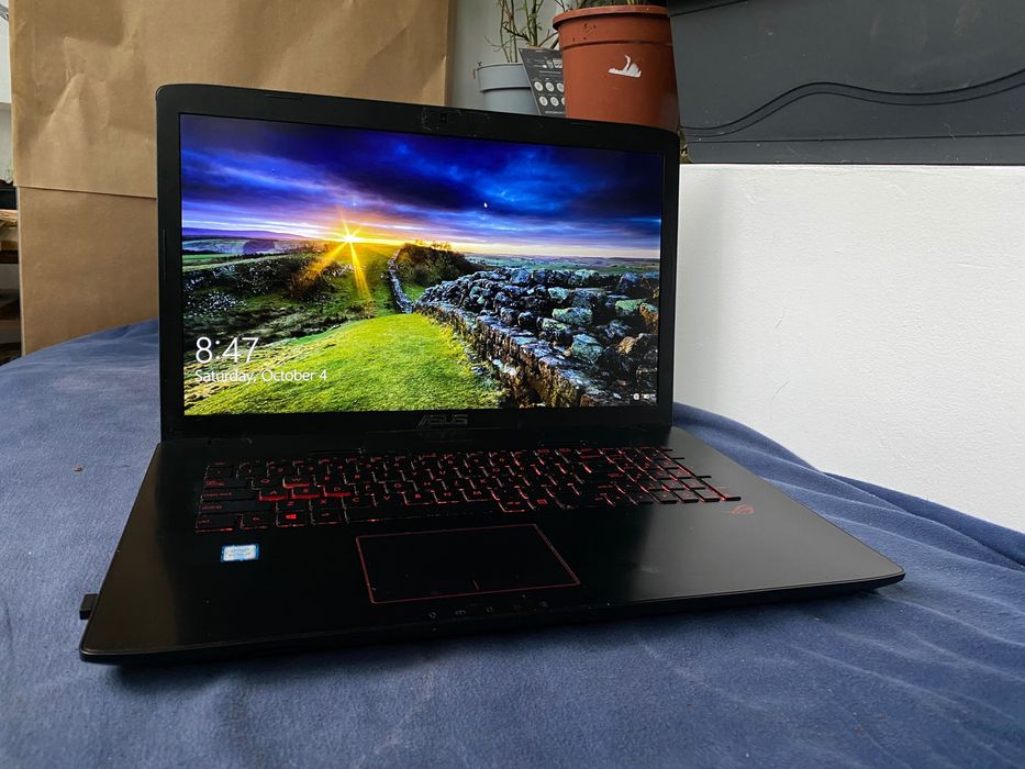 Laptop ASUS ROG | 17,3 inch | 16Gb RAM | 1TB HDD | 250Gb SSD
