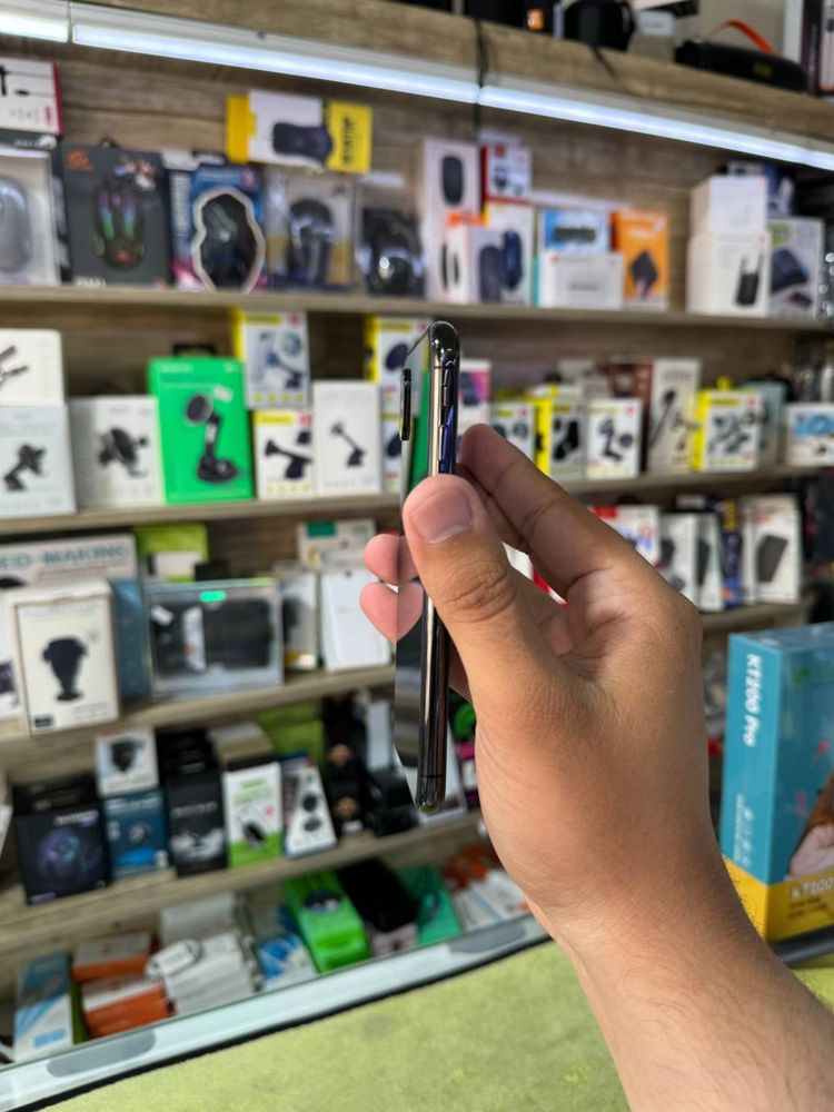 Iphone xs 256gb idial ochilmagan yomkus 76%