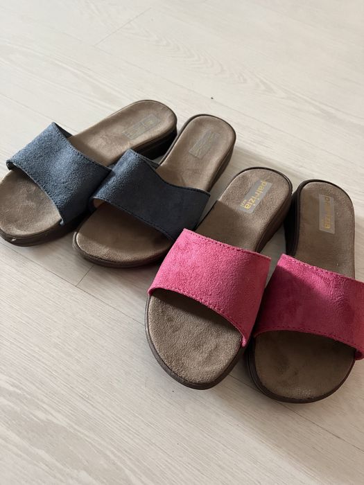 Papuci nr 35  roz si albastru