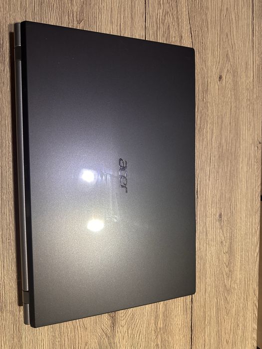 Laptop acer aspire v3 i7