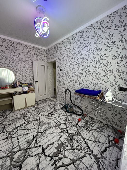 Продаётся 3-комнатная квартира с евроремонтом и новой мебелью!