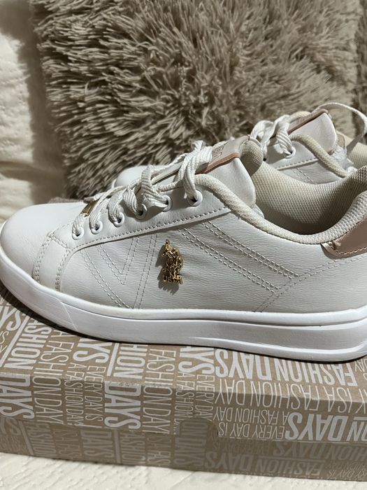 Дамски кецове USPA ,бял цвят