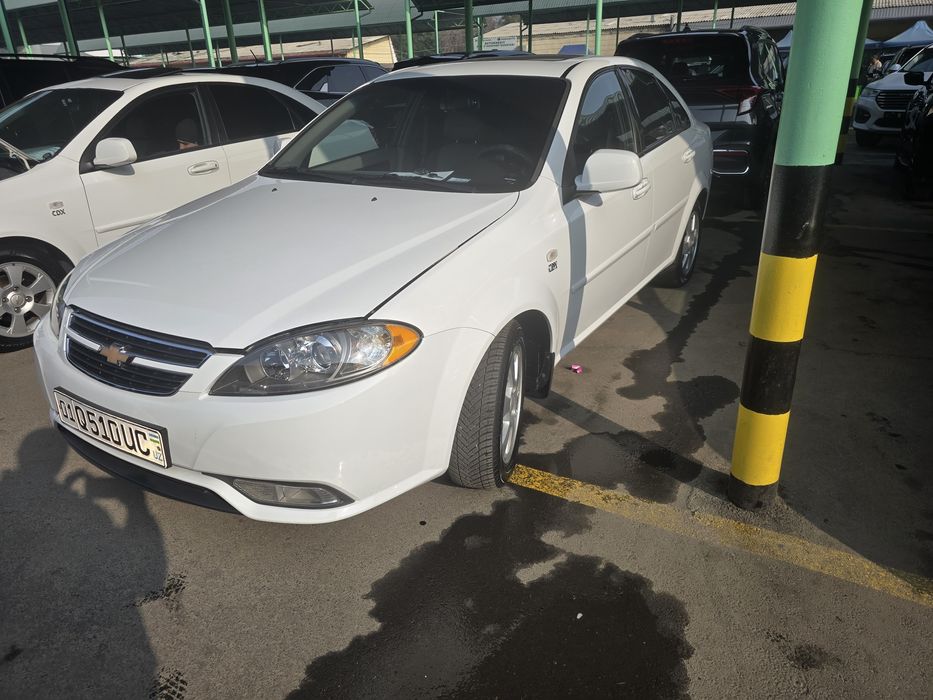 Срочно продаётся автомобиль Gentra 2018