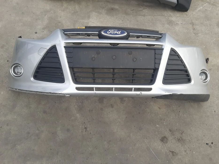 bara fata ford focus 3  bm5117757a