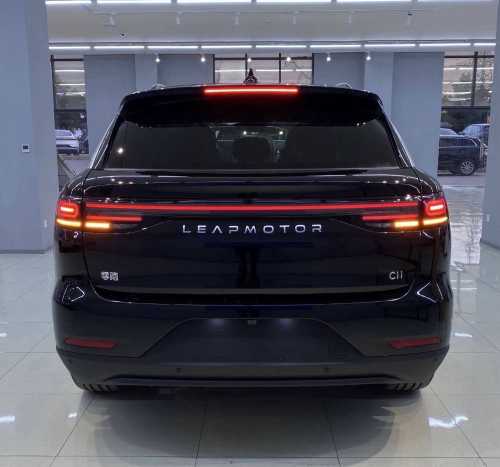 Leapmotor C11 Gibrid Komfort pozitsiya (kredit,boshlang’ich to’lovsiz)