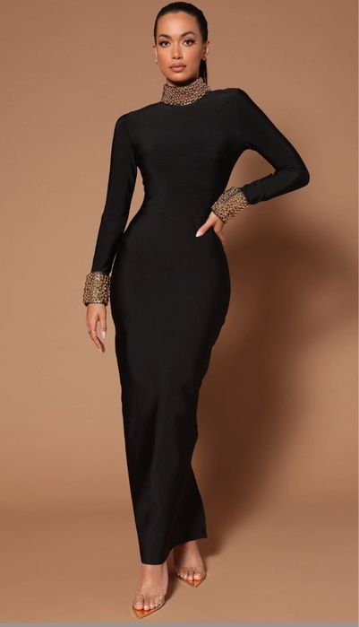 Rochie lunga , material modelator, de ocazii, accesorizata cu margele