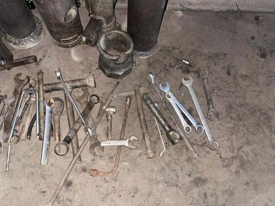 Продам ключи головки инструменты