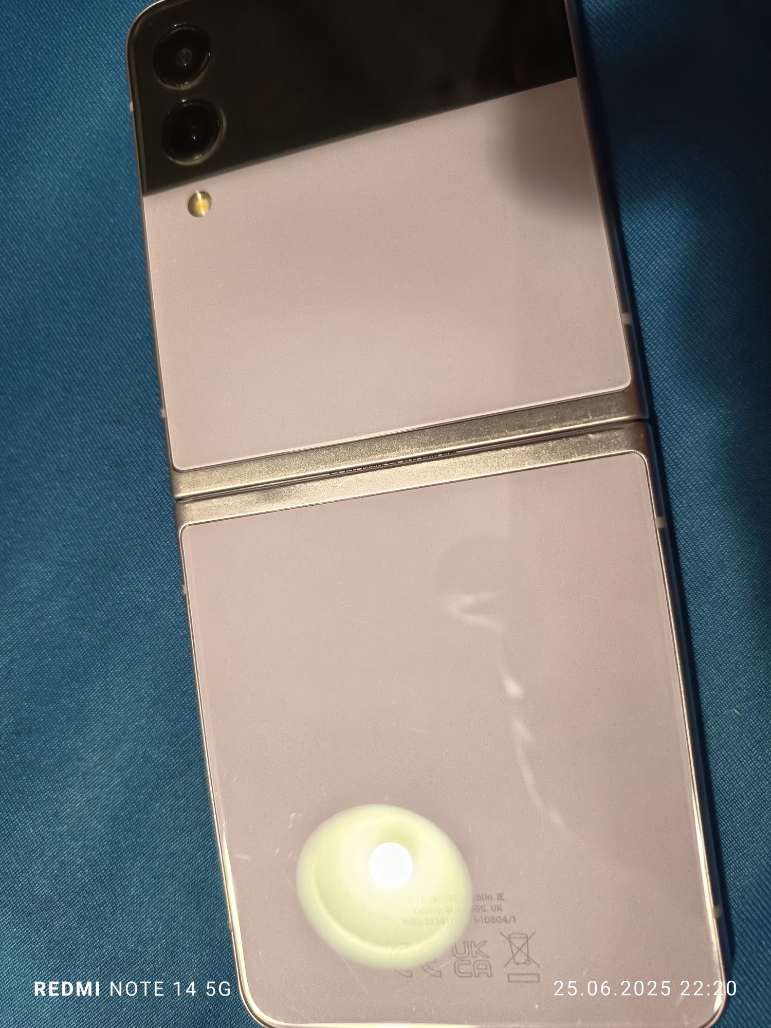 Samsung galaxy Z flip 3