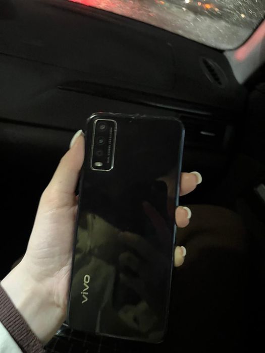 Продам Vivo V2026