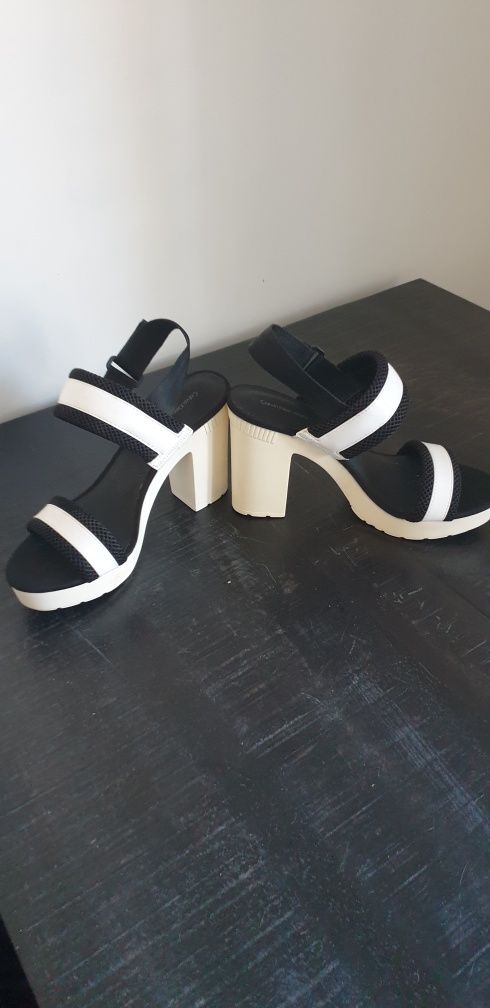 Sandale Calvin Klein originale masura 40