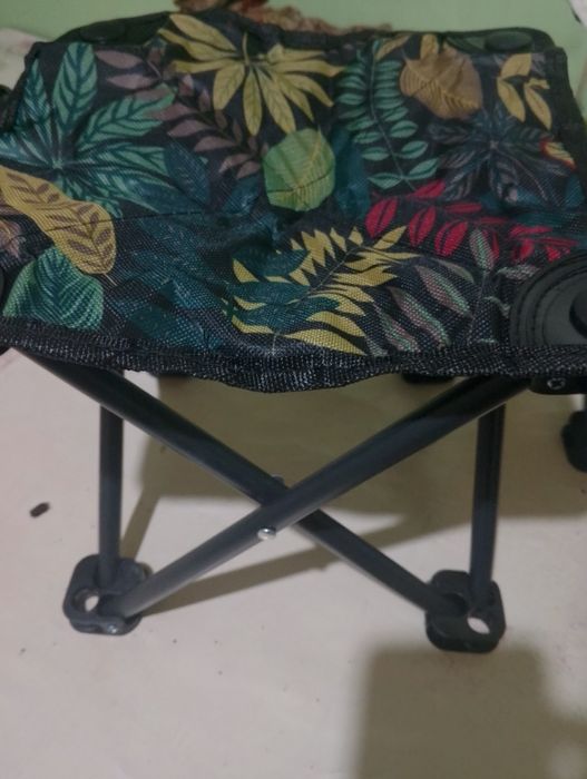 Табурет походный ,дачный.