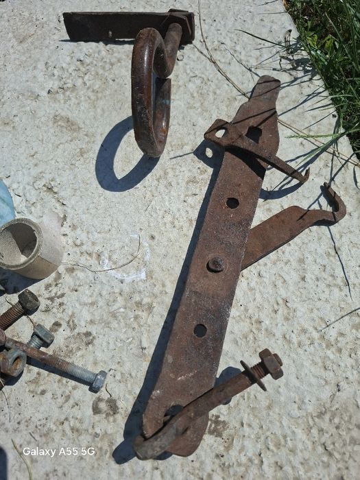 Vând balamale porți pentru gard