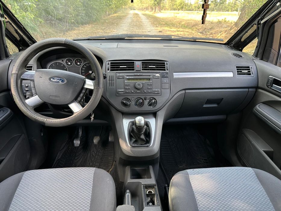 Vând urgent FORD