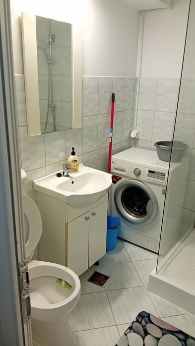 Garsoniera de închiriat