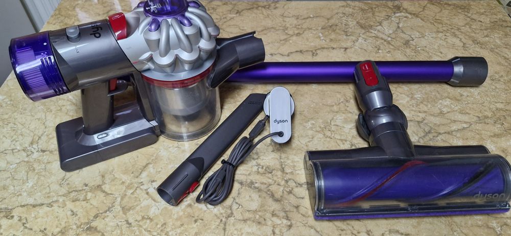 Dyson V8 Ediție Noua