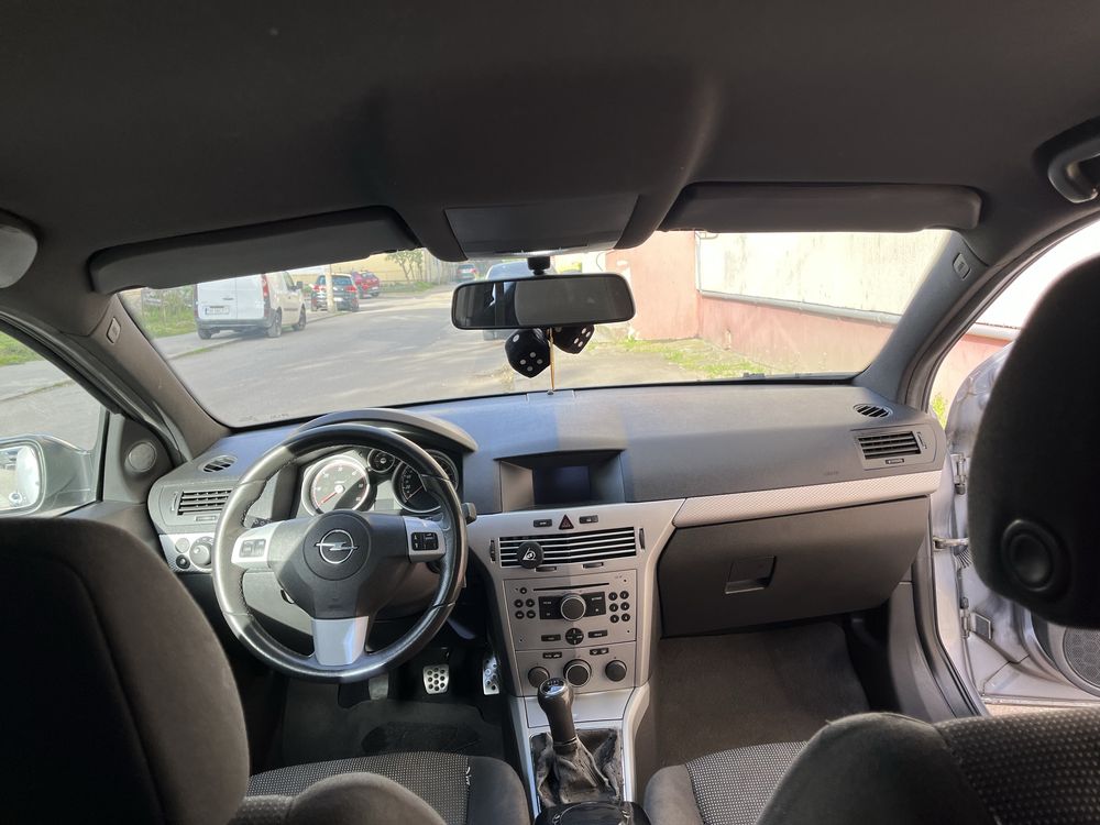 Vand opel asta h 1.9 GTC
