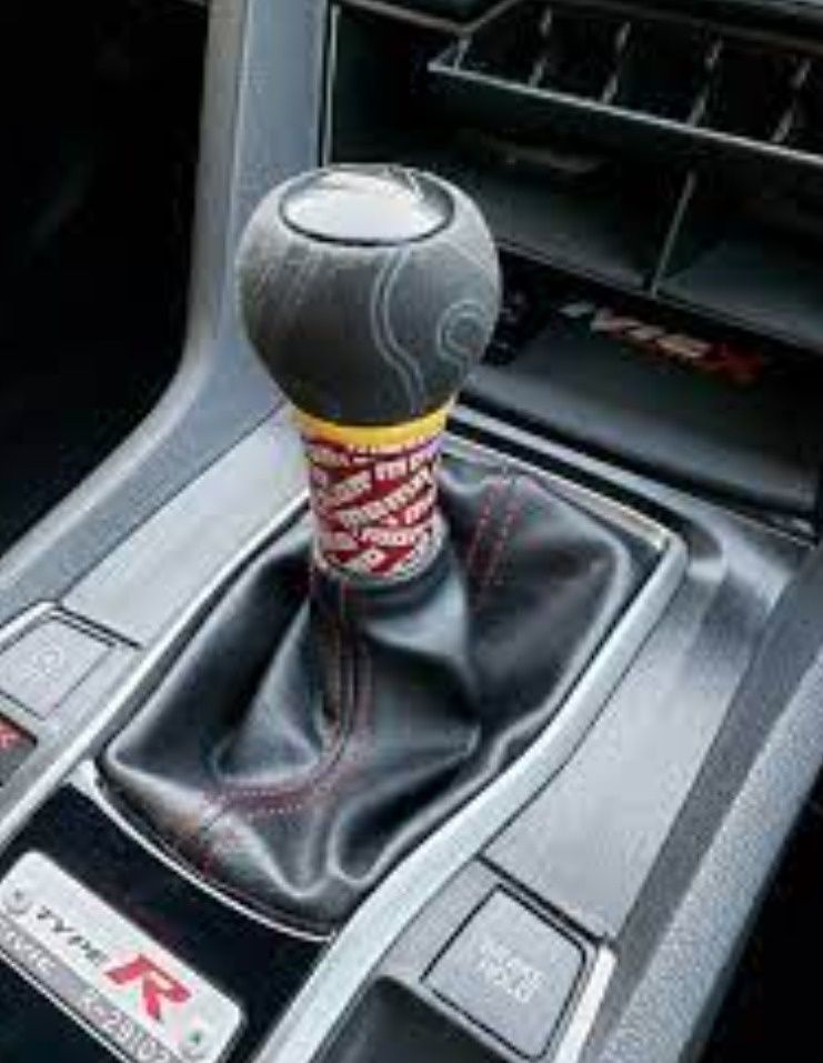 Nuca schimbator nardi momo gear knob