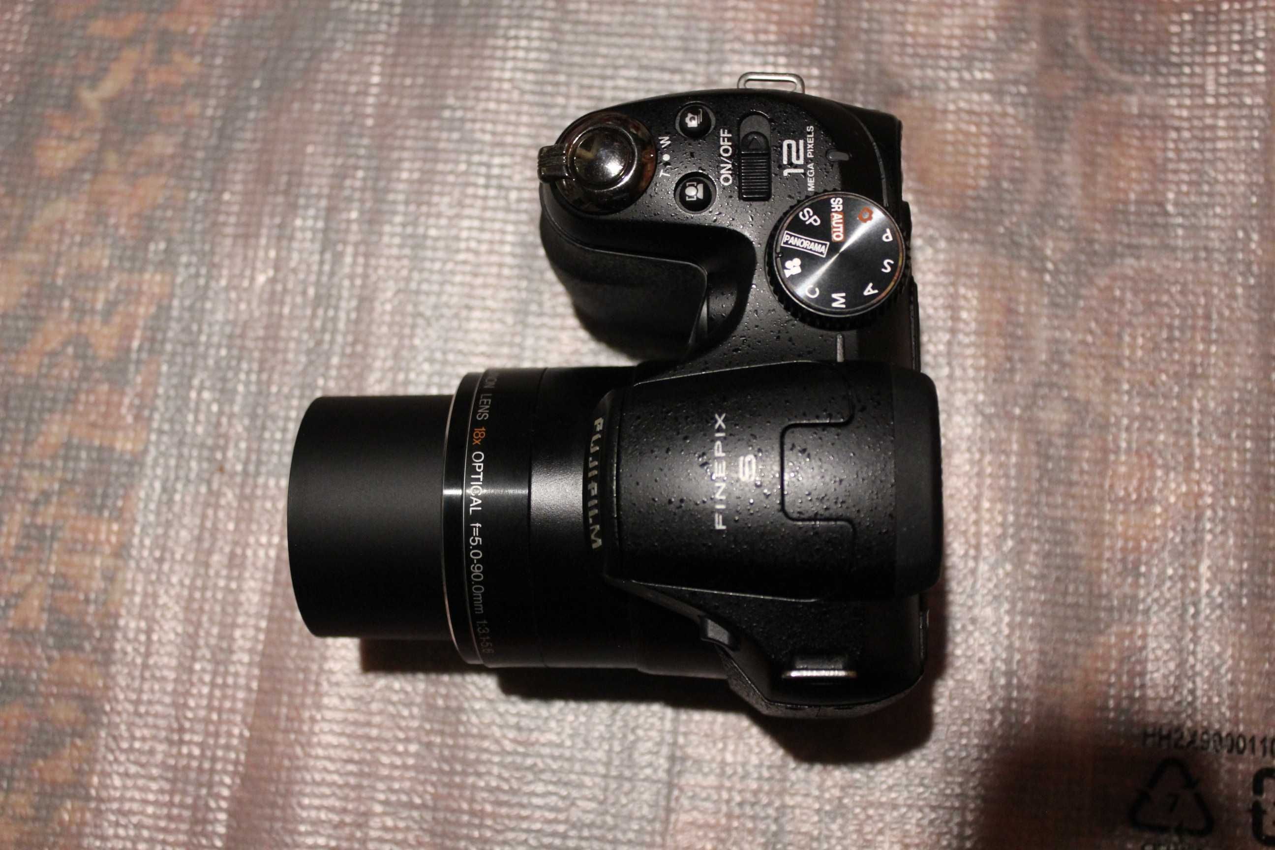 Fujifilm FinePix S2500HD