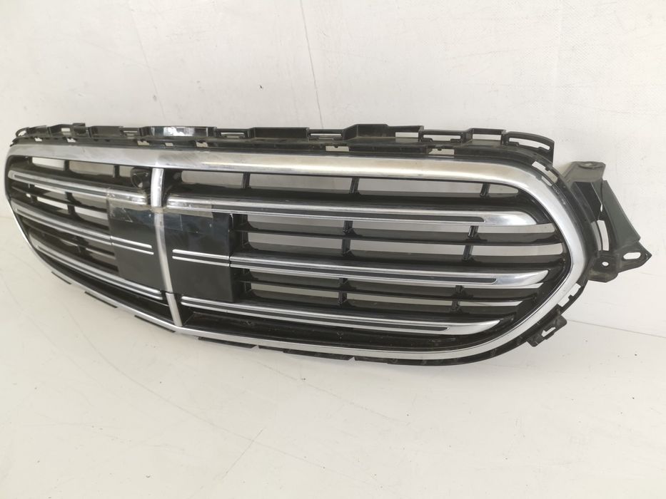 Радиаторна решетка Мерцедес-Бенц / Mercedes-Benz E-Class W213 [фейслиф