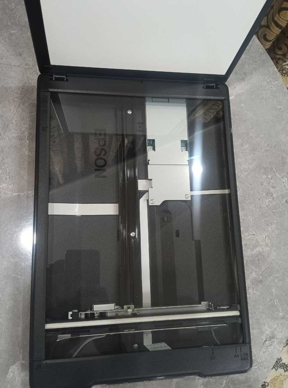Сканер Epson Perfection V39 ll
