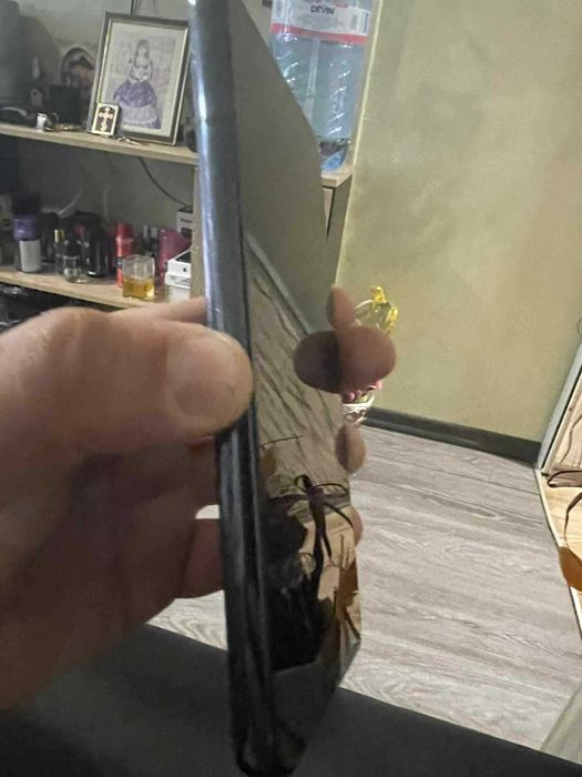 Продавам SAMSUNG S22 Plus