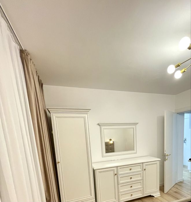 Apartament 3 camere de inchiriat