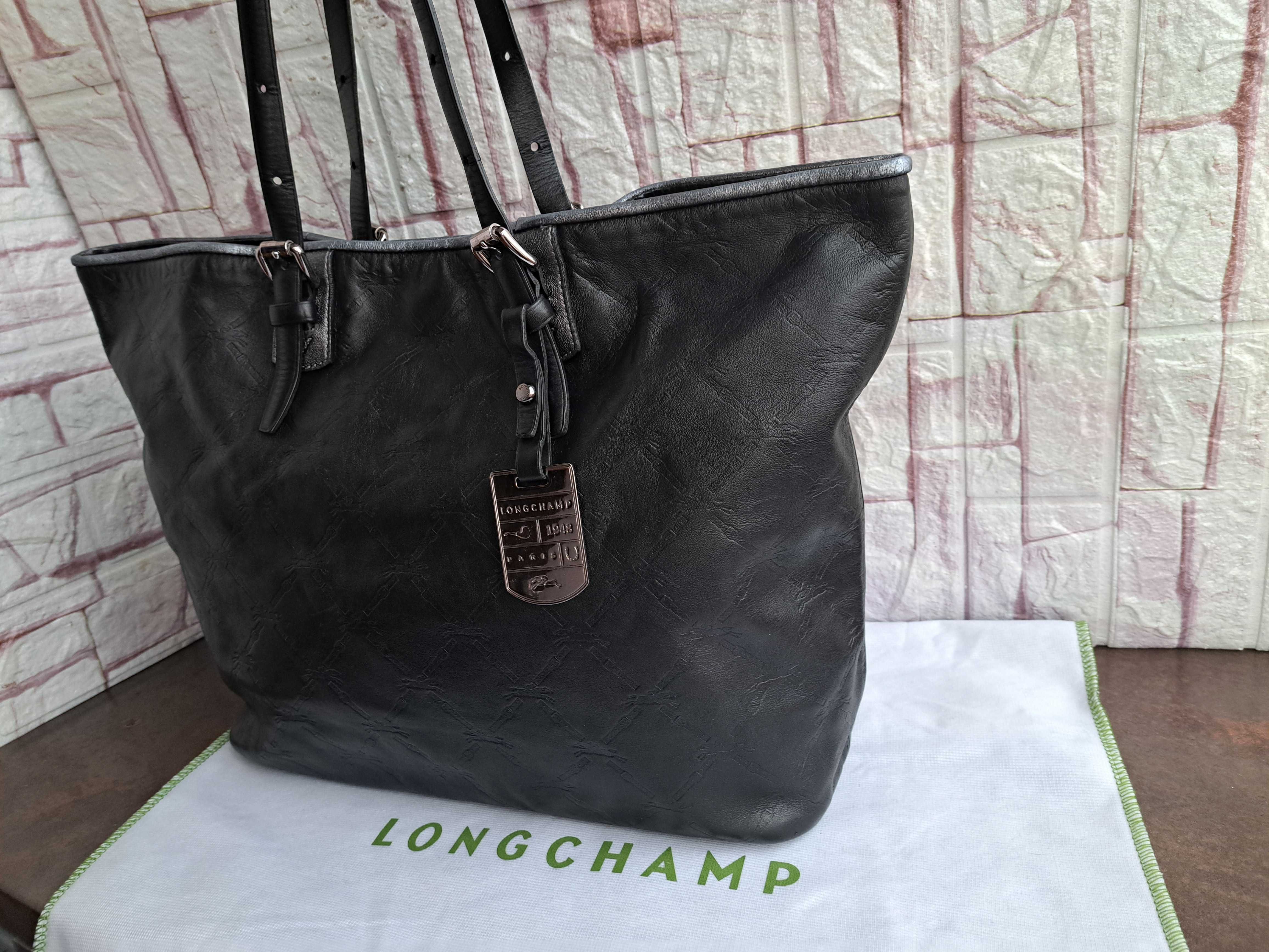 дамска черна чанта,кожена  голяма Longchamp-естествена кожа