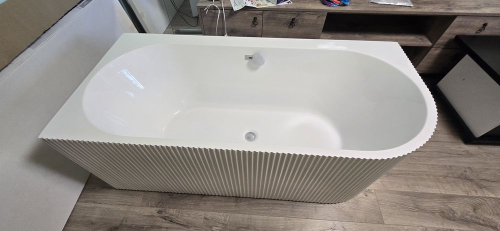 Cada baie,noua, stare excelenta