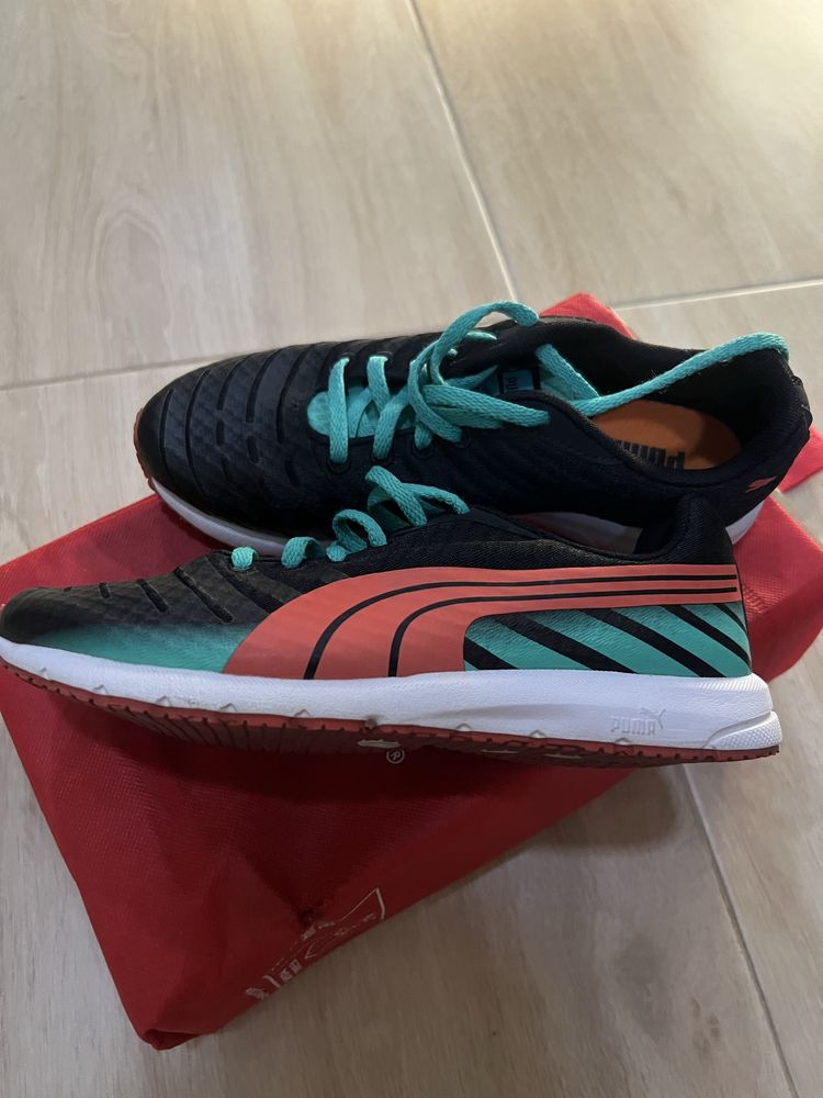 Дамски сандали , чехли Moshino,обувки, маратонки Nike , боти, ботуши