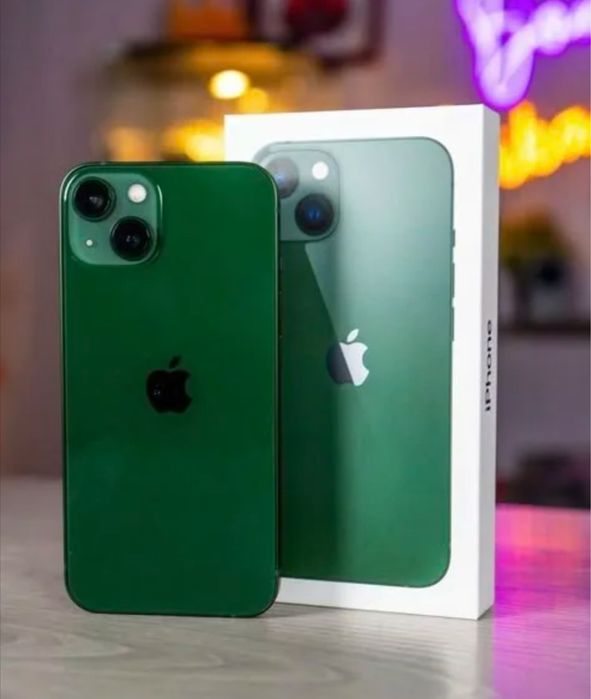 Айфон 13 128 в отличном состояний