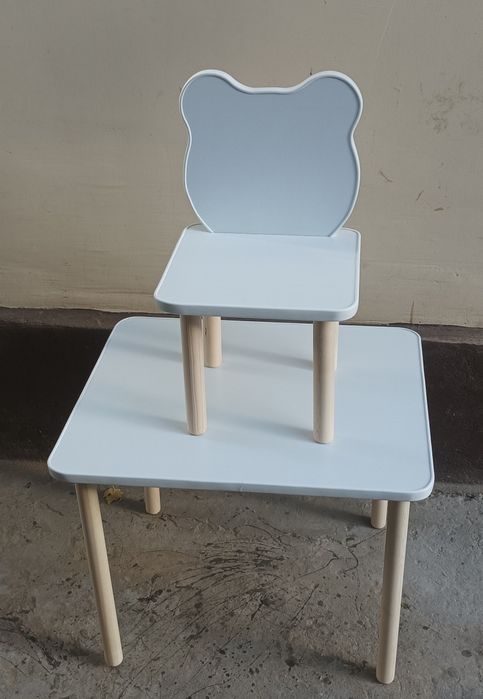 Скидки на детские столы и стулья от 450.000