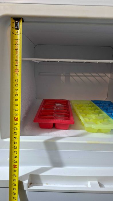 Хладилник 160/55/55 Отличен