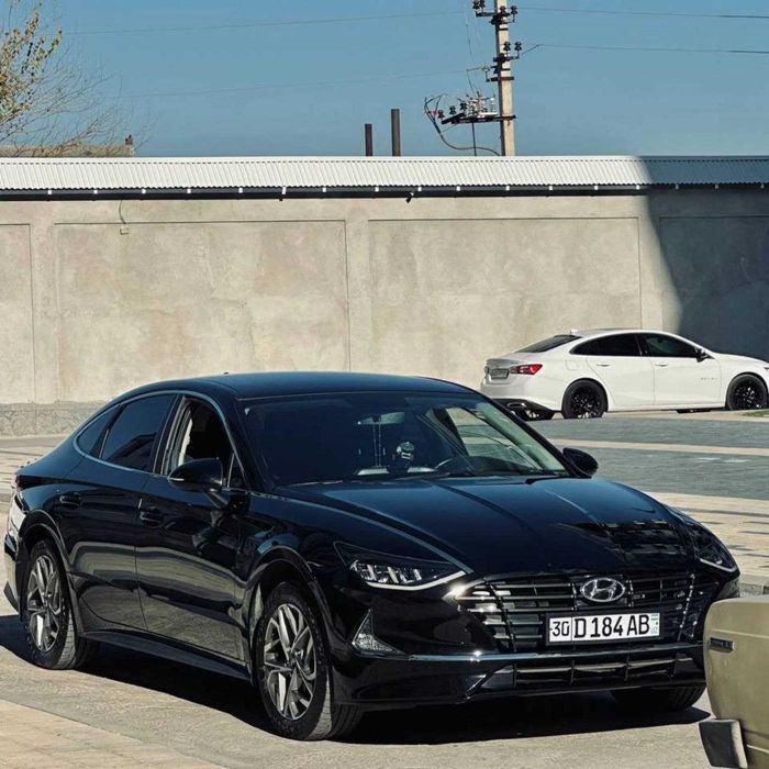 Hyundai Sonata tezda sotiladi 2022-yil edial holatda narxi kelishiladi