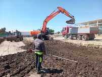 Închiriez utilaje:Excavator,Buldoexcavator,Bascula,Cilindru Compactor