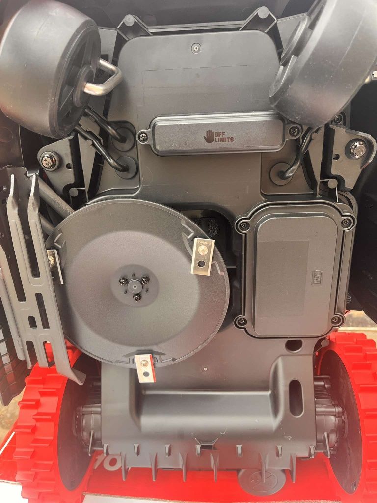 Robot de tuns gazonul  Kress Mission 1500