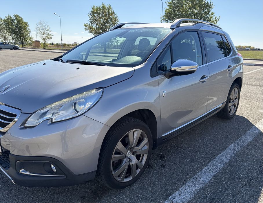 Peugeot 2008 1.2 130cp PureTech Crossway