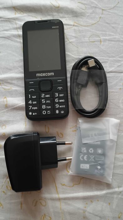 Telefon Maxcom nou cu butoane
