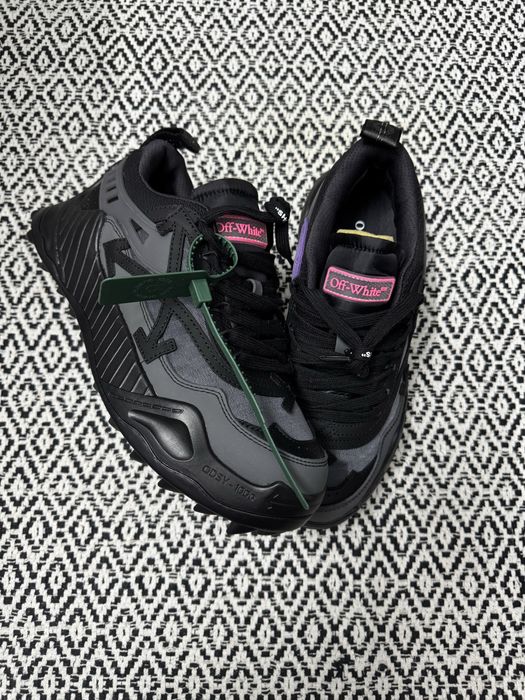 Off-White Odsy 1000