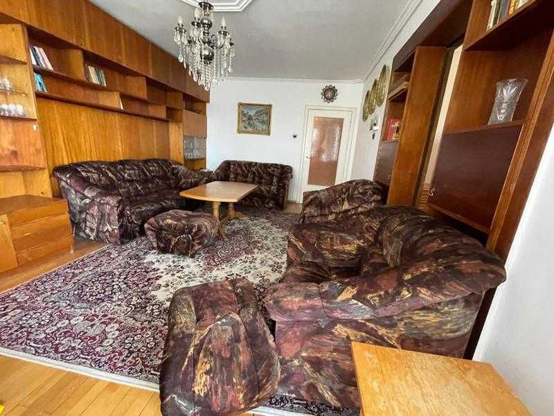 Дава се под наем Тристаен апартамент в София, Младост 1 - 90 кв.м за 509.49 € - Снимка #2
