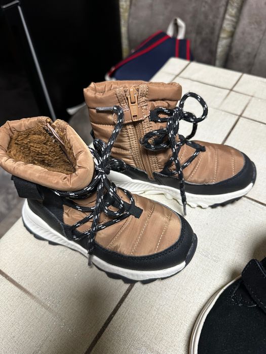 Обувки 26 и 27 номер