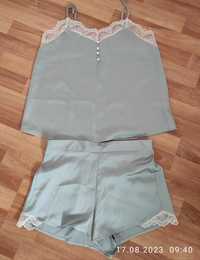 Pijama Primark material satinat ,marime M